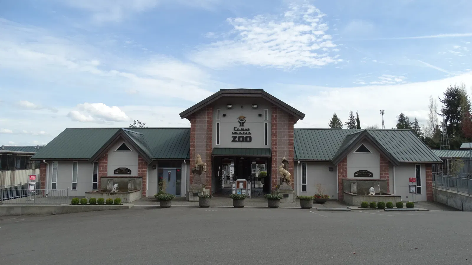 Cougar Mountain Zoo