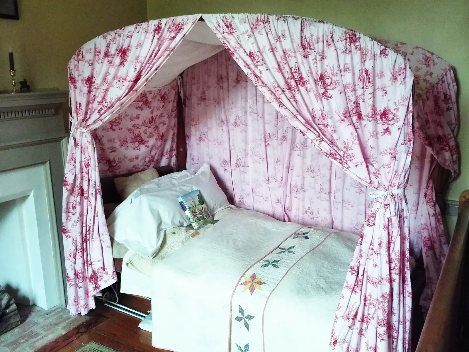 Rose Hill Manor Park & Museums