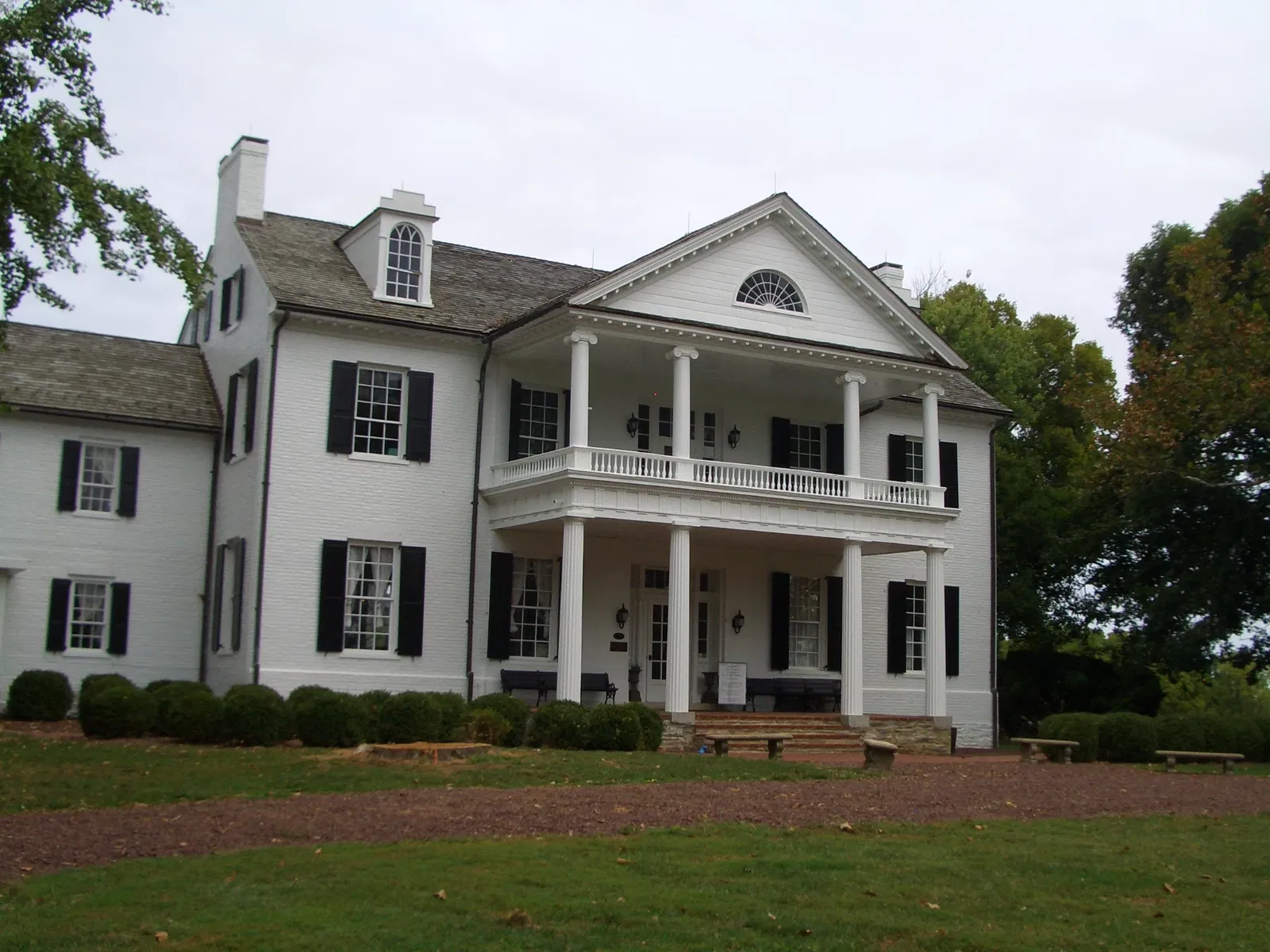 Rose Hill Manor Park & Museums
