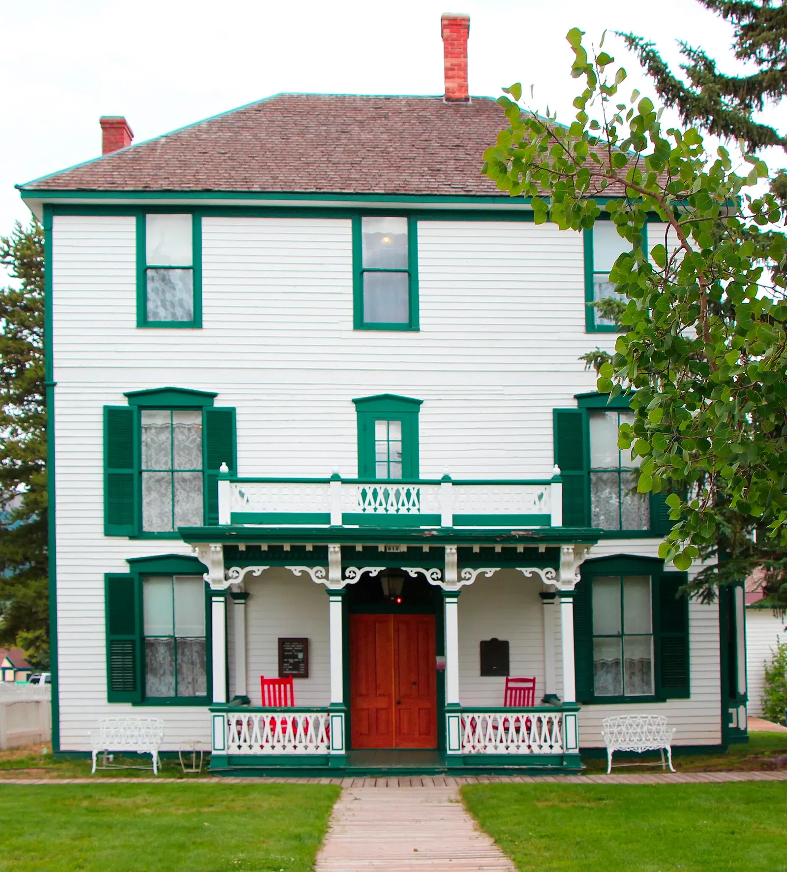 Healy House Museum & Dexter Cabin