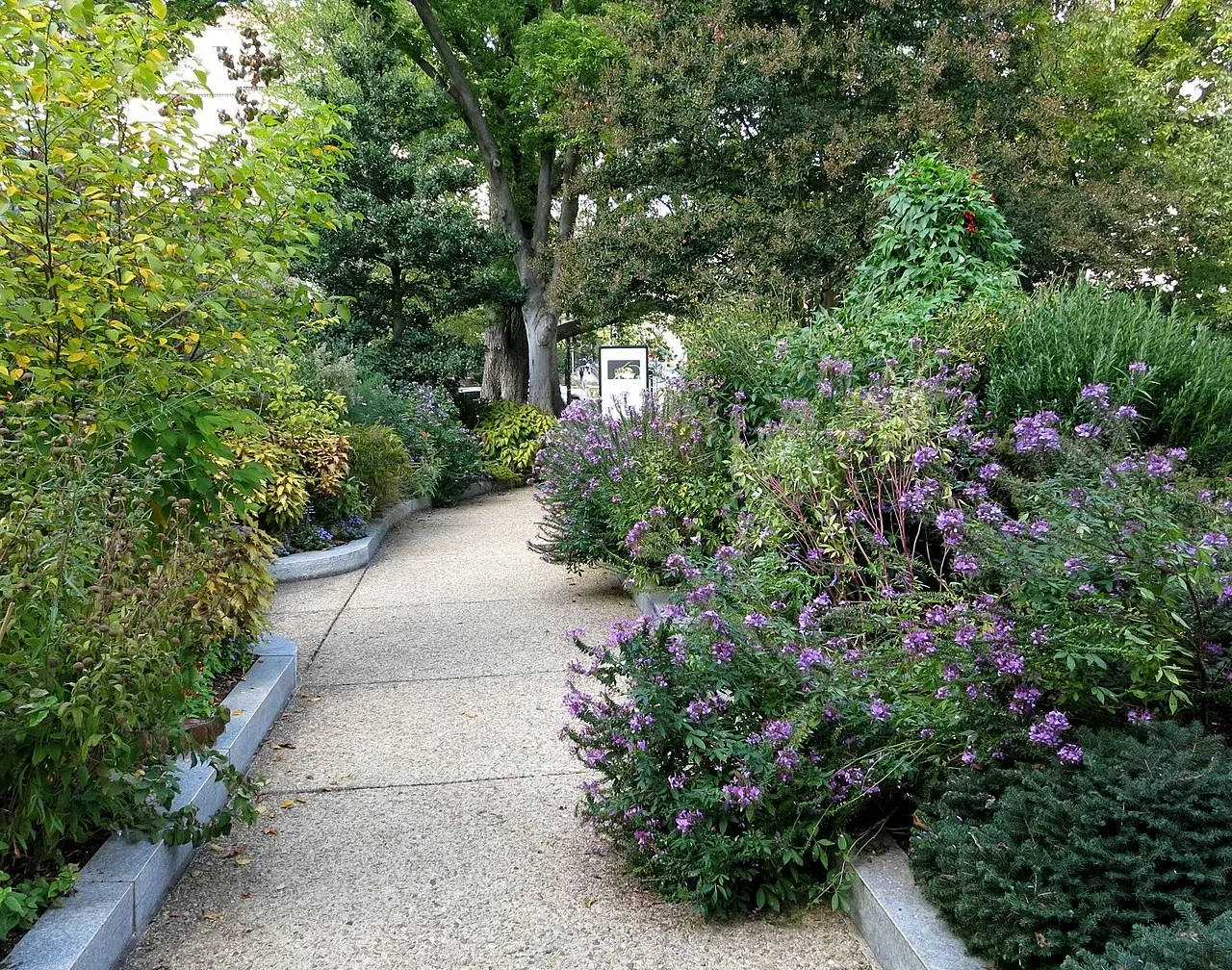 Smithsonian Gardens