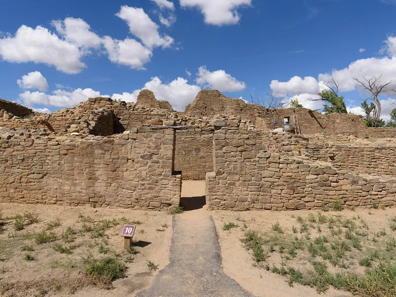 Aztec Center Aztec Ruins National Monument Visitor Center (Aztec) - Visitor ...