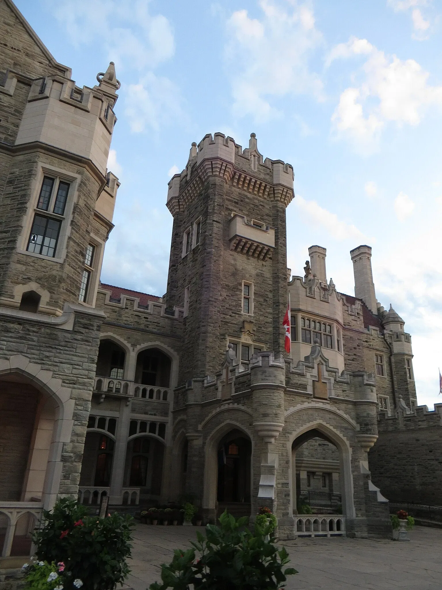 Casa Loma