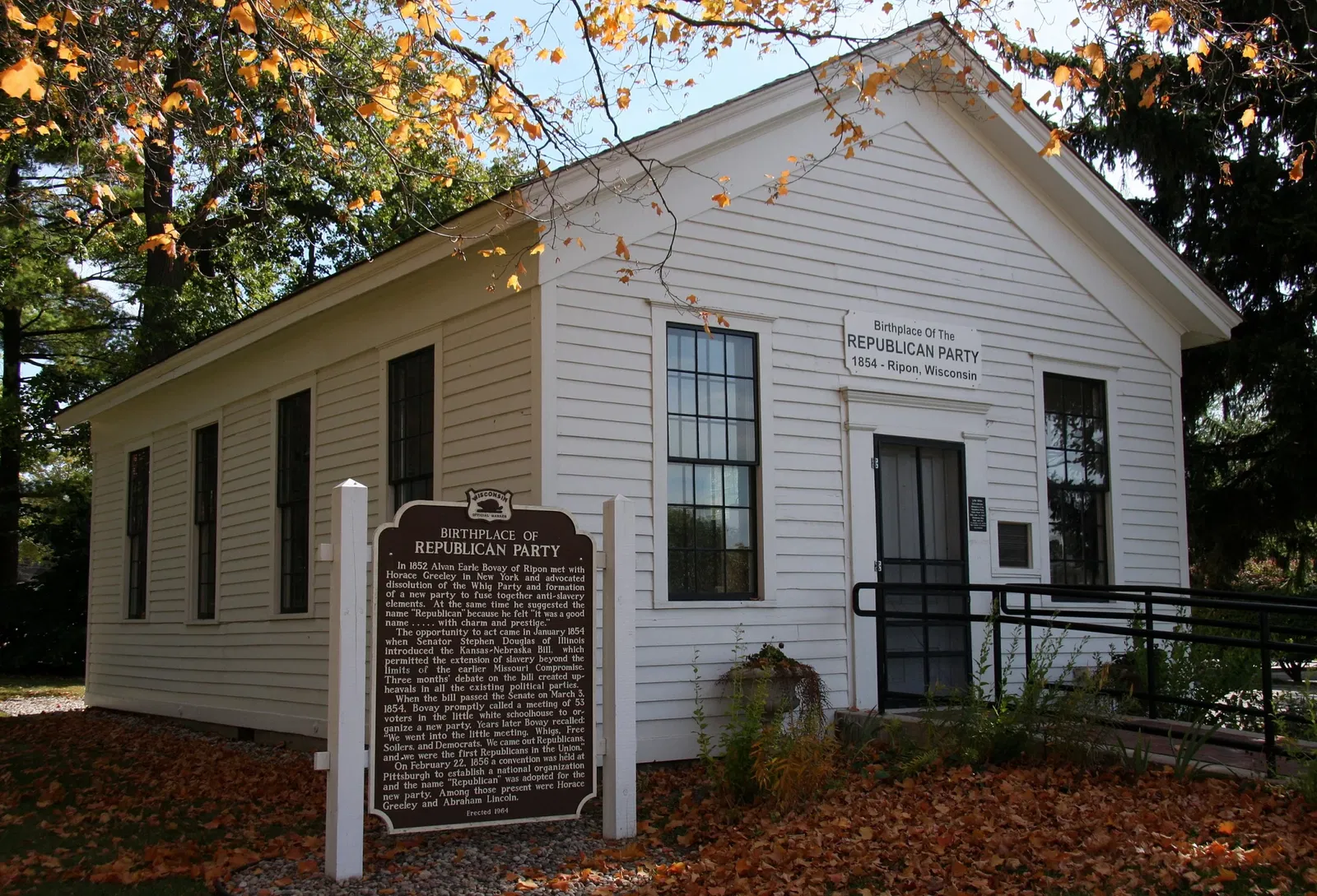 Little White Schoolhouse