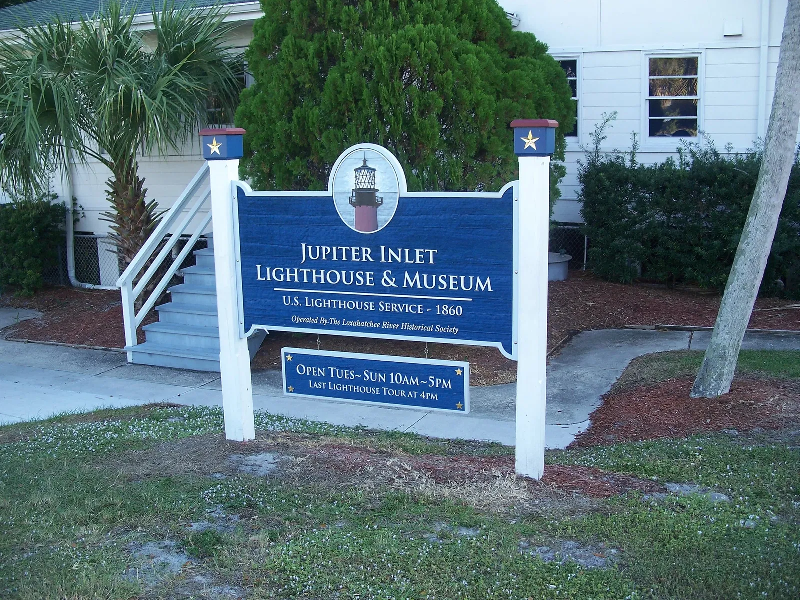 Jupiter Inlet Lighthouse and Museum