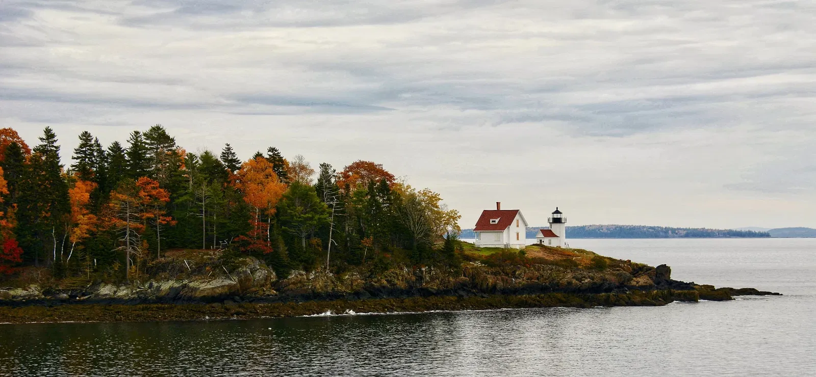 Curtis Island Lighthouse