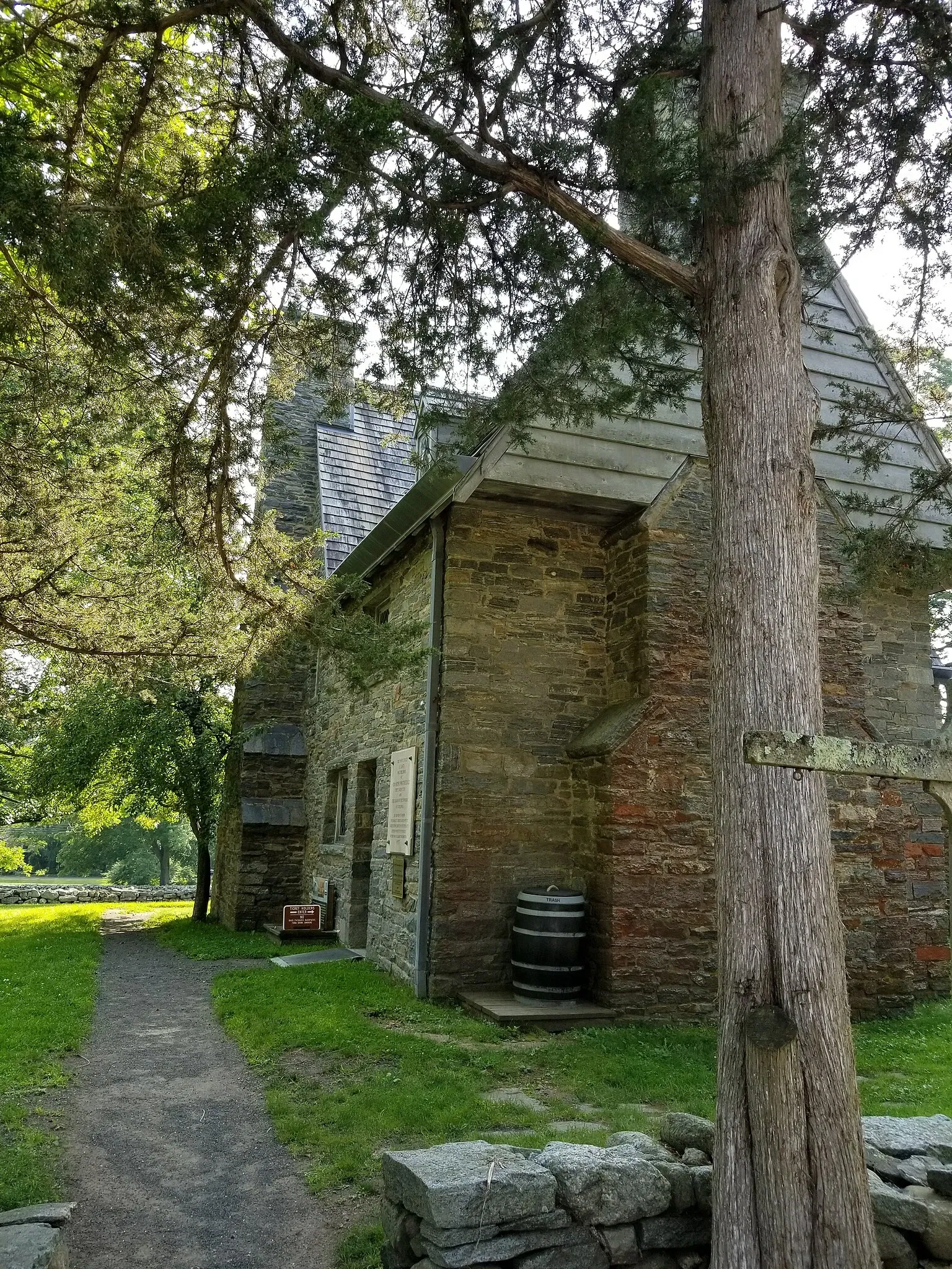 Henry Whitfield State Museum