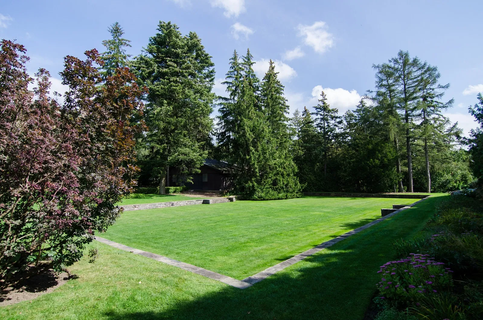 Parkwood National Historic Site