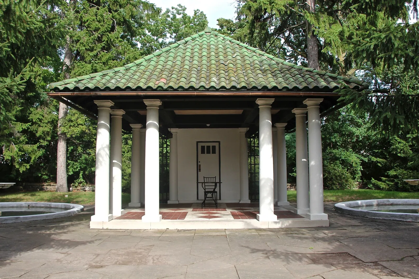 Parkwood National Historic Site