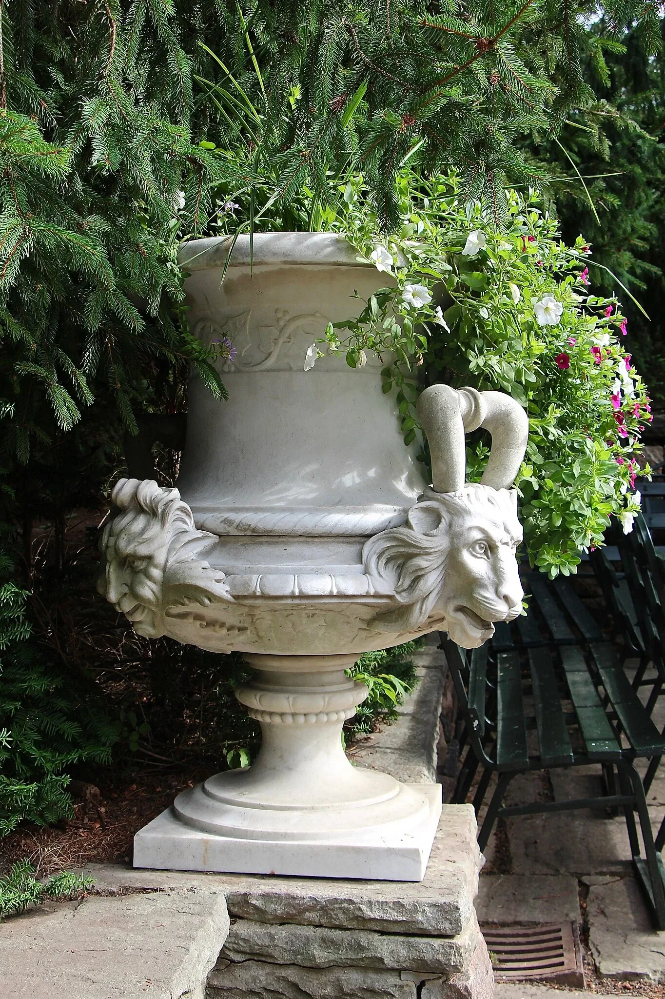 Parkwood National Historic Site