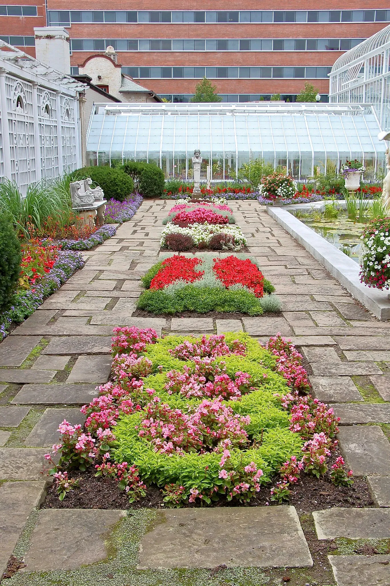 Parkwood National Historic Site