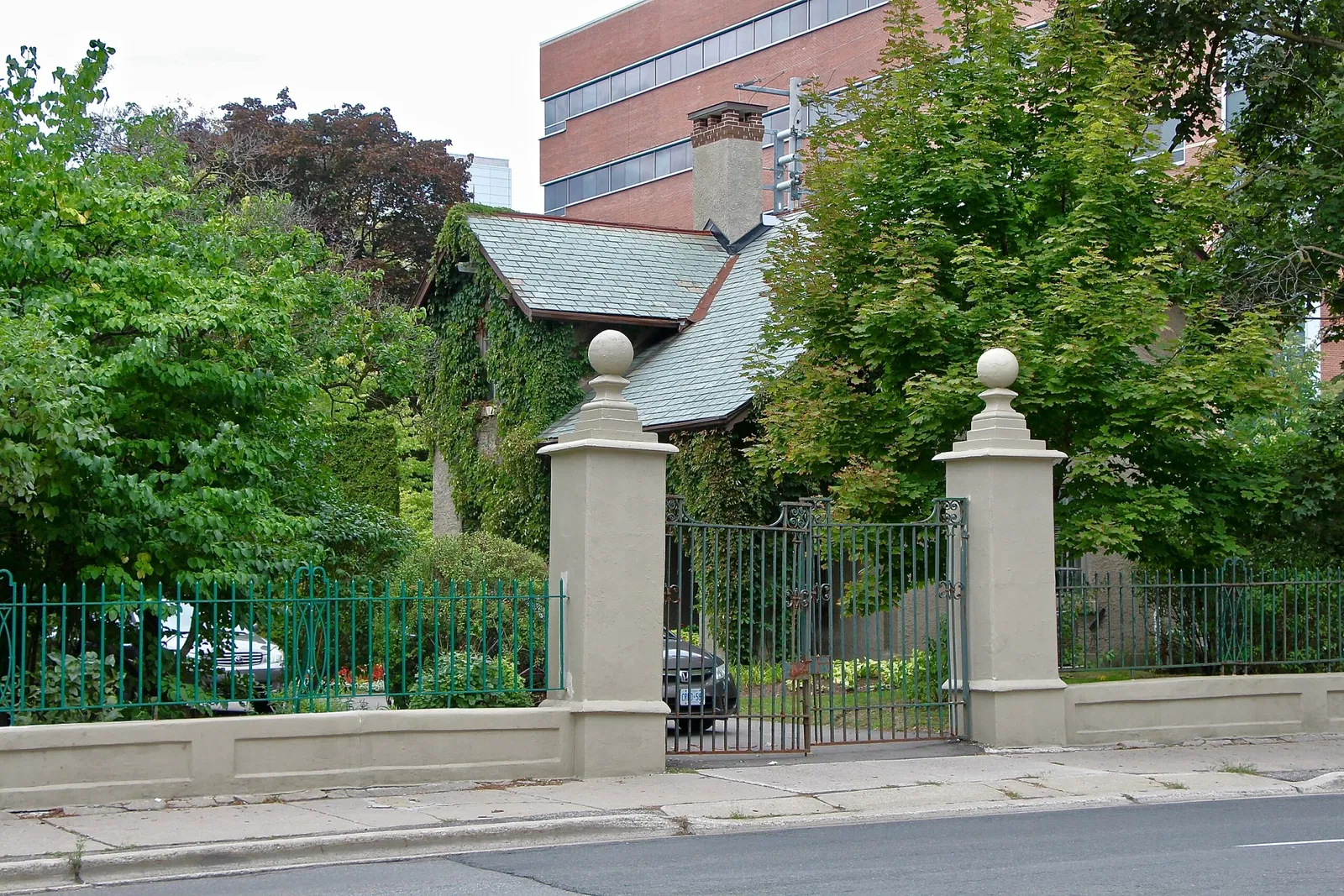 Parkwood National Historic Site