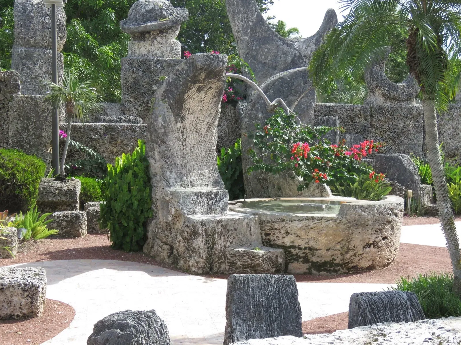 Coral Castle Museum