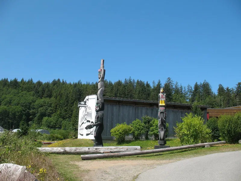 Alert Bay Rcmp Alert Bay (Alert Bay) - Besucherinformationen & Bewertungen