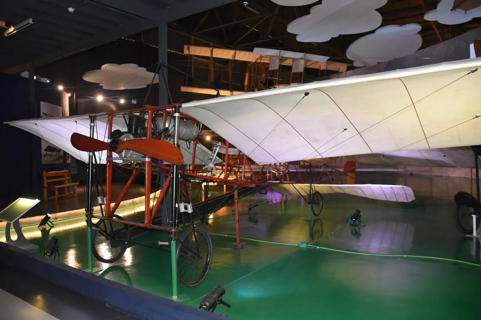 Historic Aircraft Restoration Museum