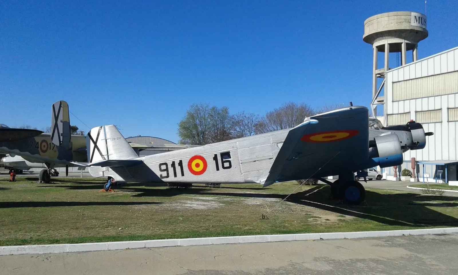 Historic Aircraft Restoration Museum
