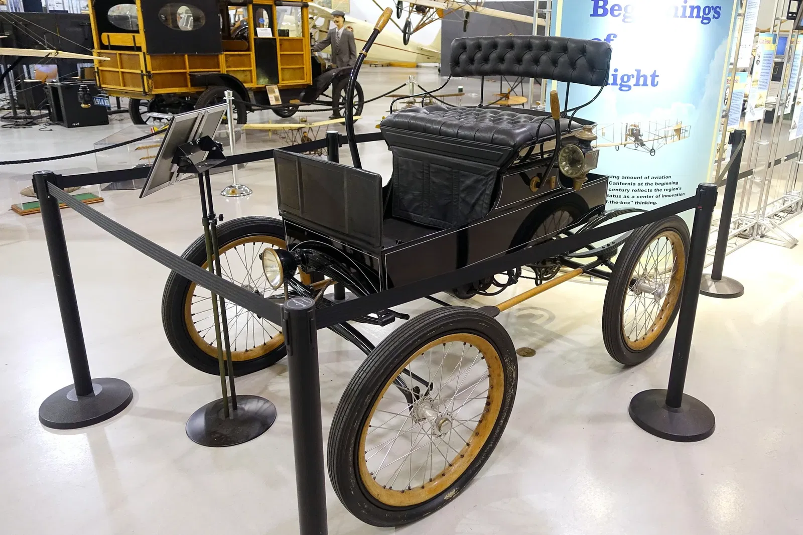 Hiller Aviation Museum