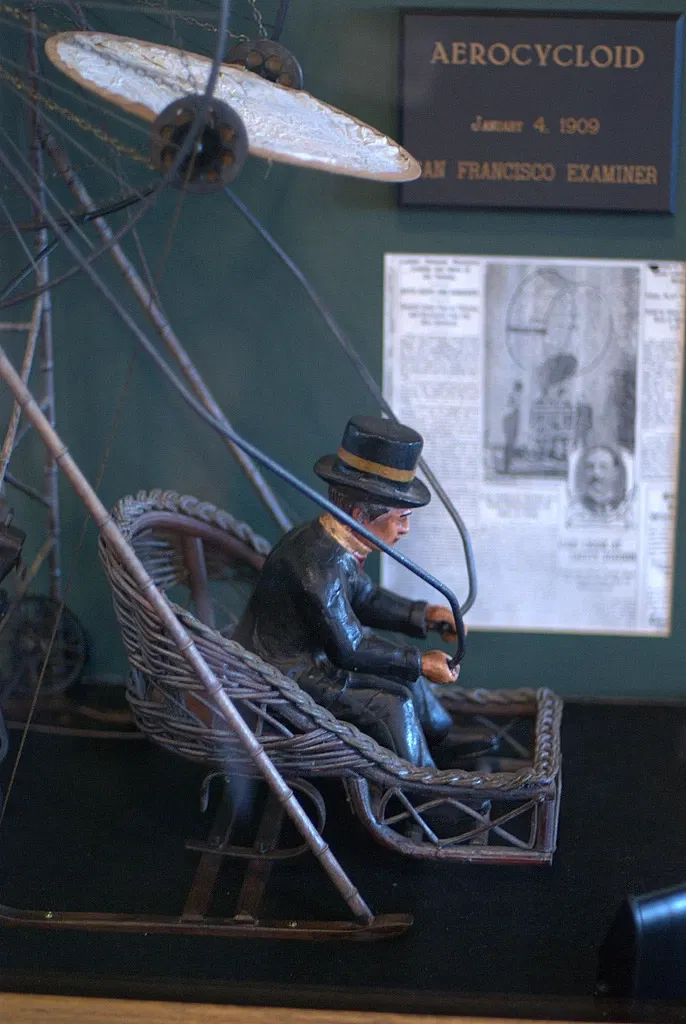 Hiller Aviation Museum