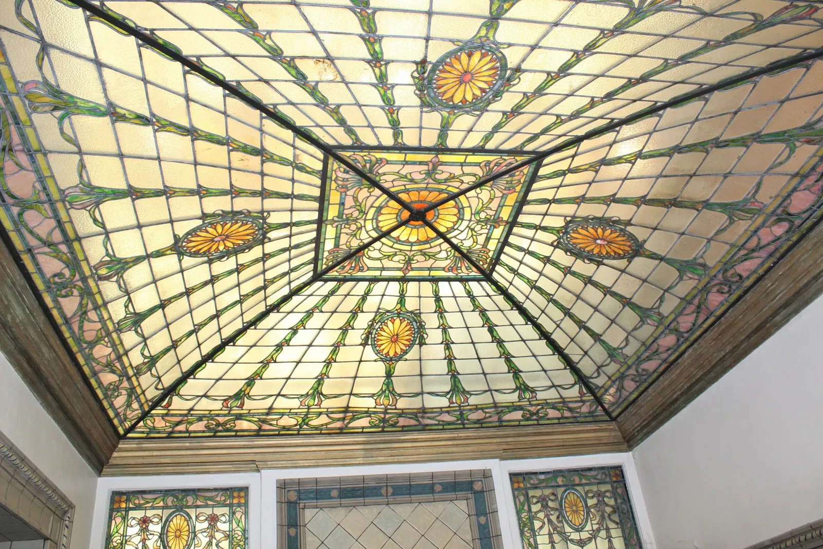 The 1890 House Museum