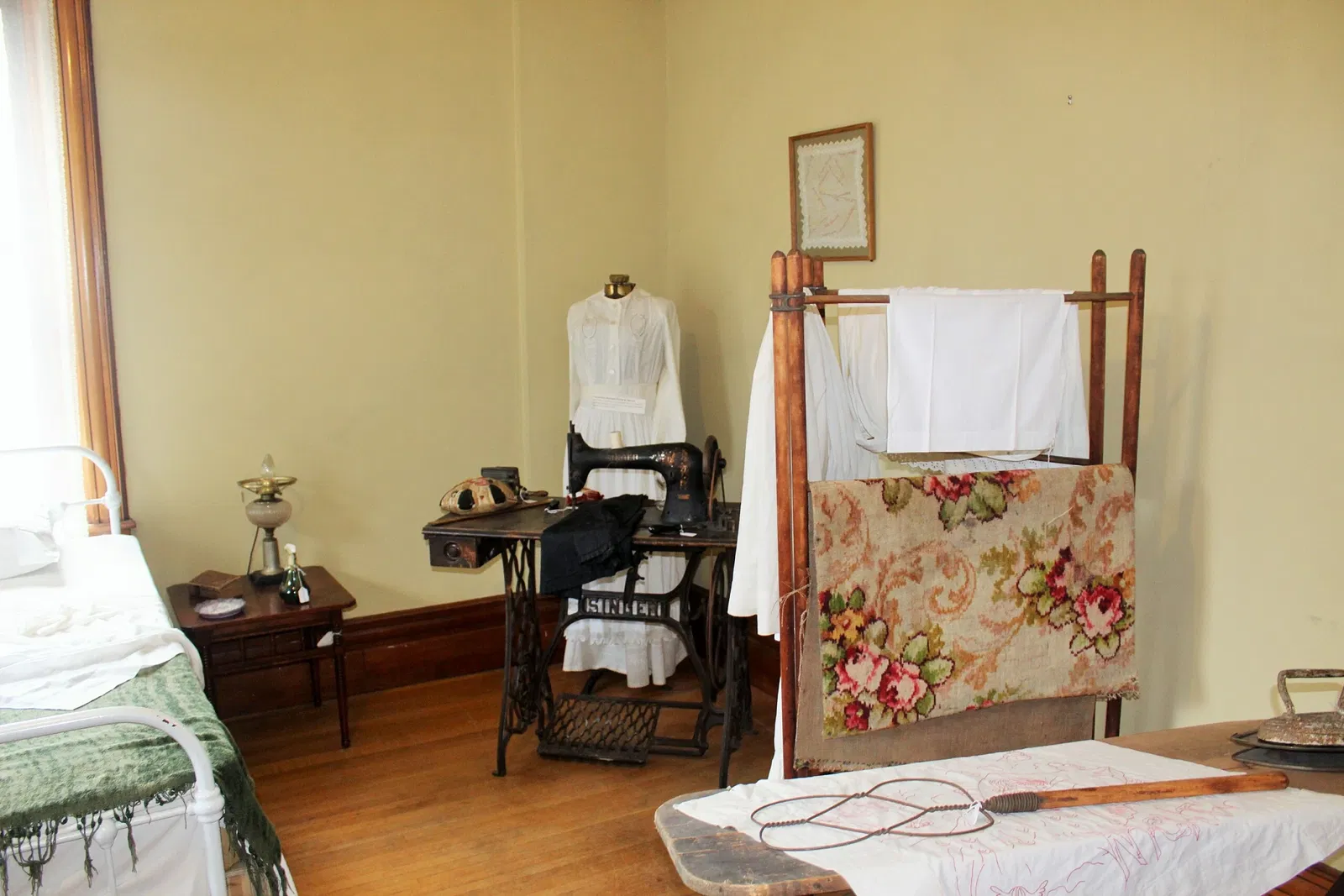 The 1890 House Museum