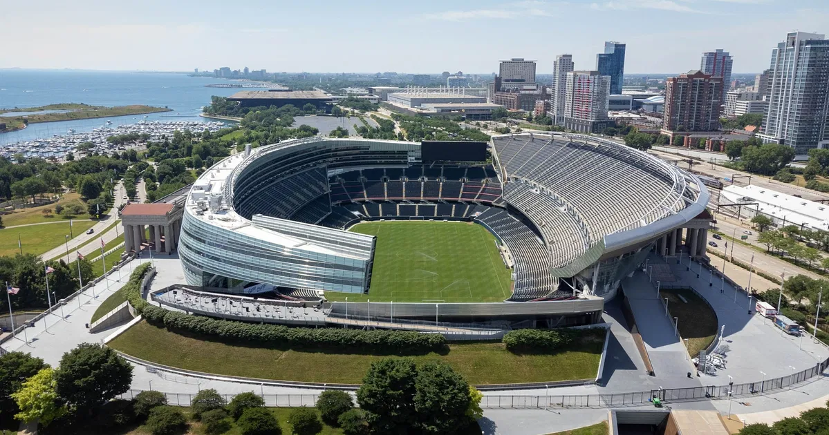 Soldier Field Chicago Visitor Information Reviews soldier-field-chicago-visitor-information-reviews