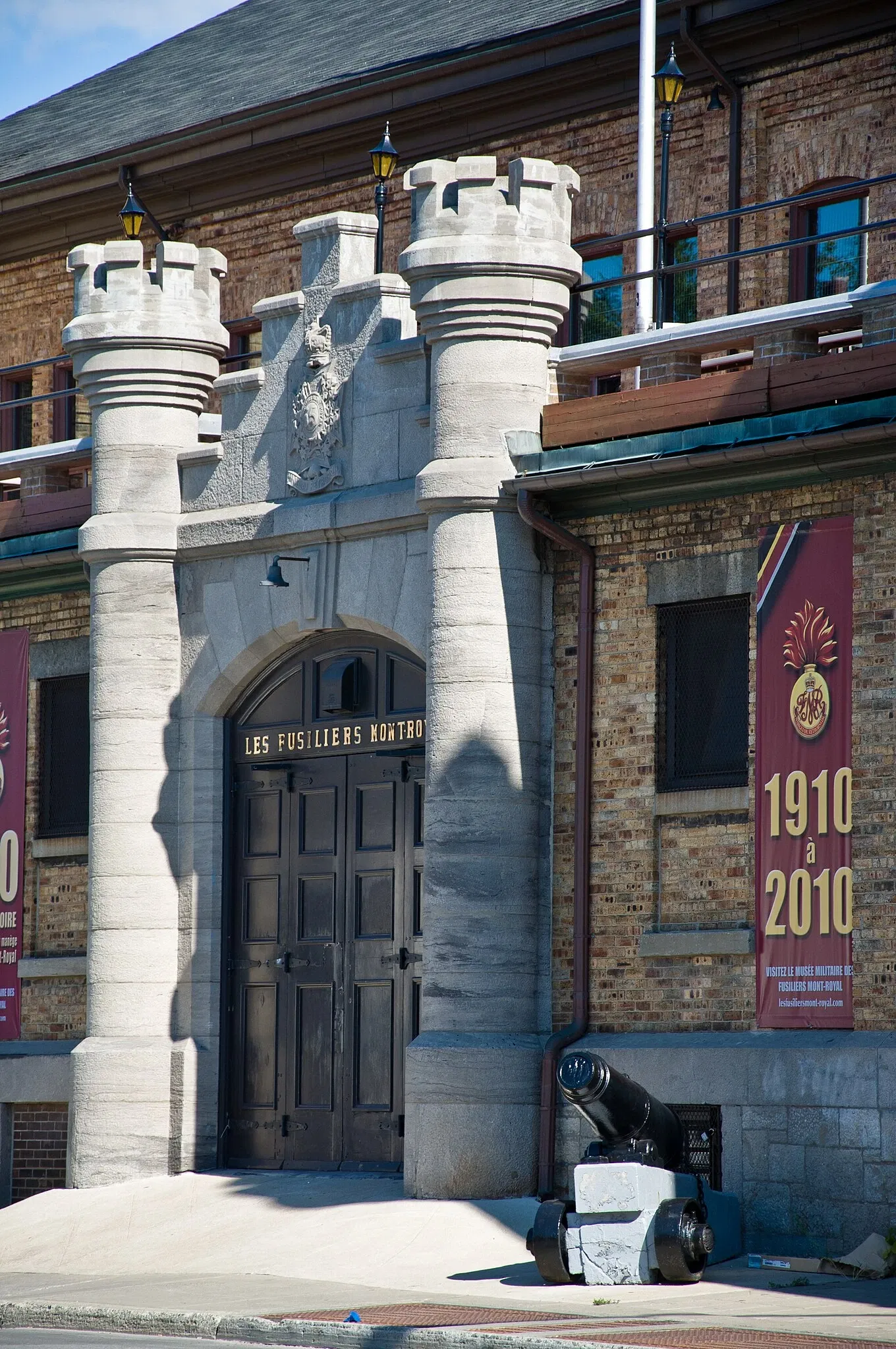 Les Fusiliers Mont-Royal