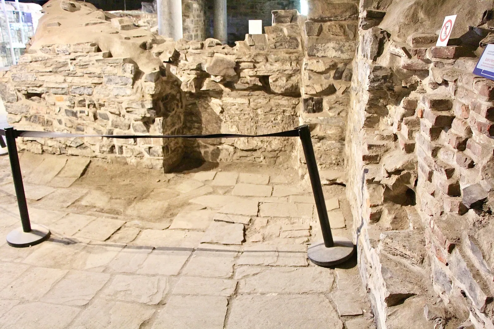 Site des Forts-et-Châteaux-Saint-Louis