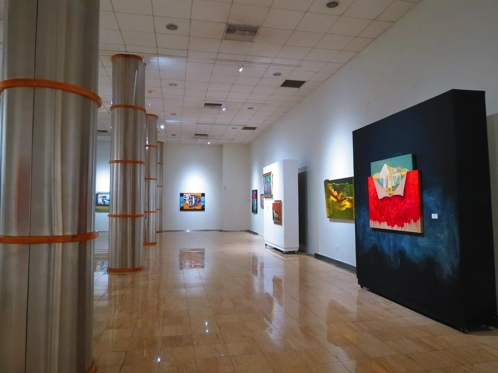 Museo de Arte Contemporáneo No. 8
