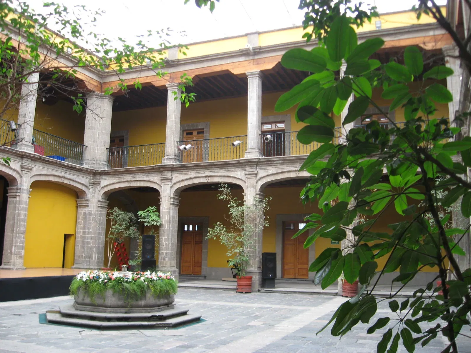 Museo de Arte de la SHCP (Antiguo Palacio del Arzobispado)