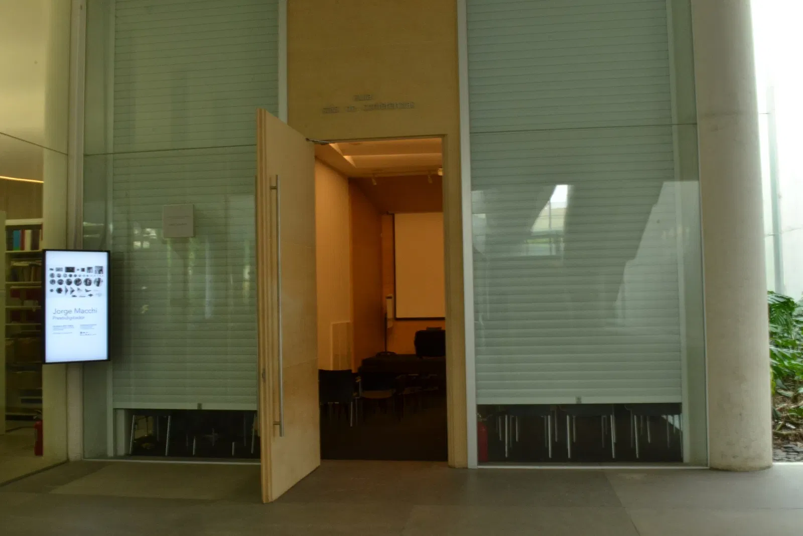 Museo Universitario de Arte Contemporáneo (MUAC)