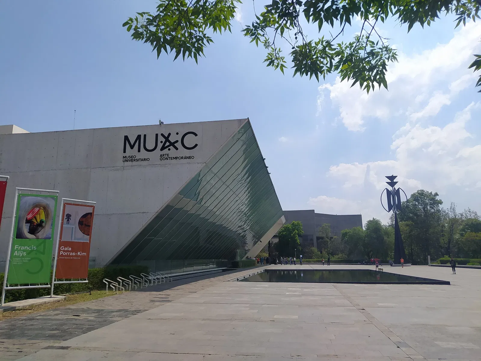 University Museum of Contemporary Art