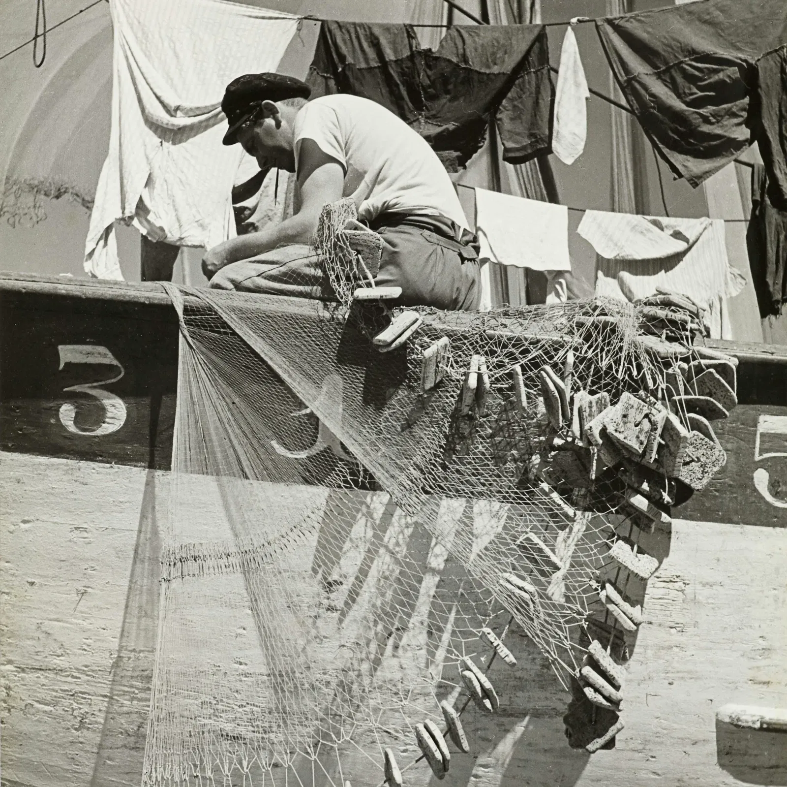 Jean Gaumy and the Sea: Fishing Beyond the Cliché, Unpublished Works from the Collection