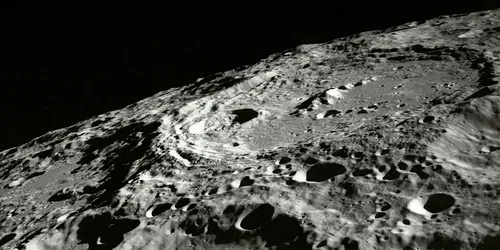 Die dunkle Seite des Mondes
