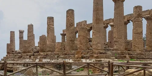 Treasures of Italy: The Twentieth Century of Foundations