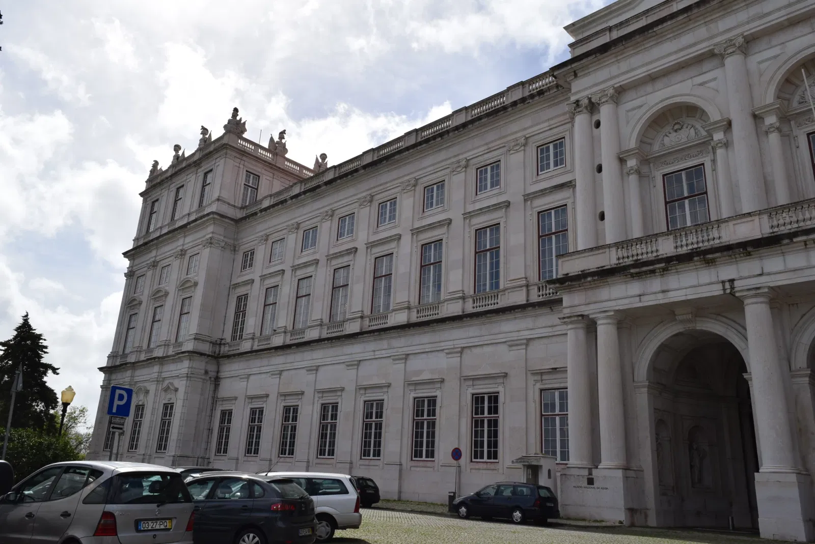 Ajuda National Palace - Royal Treasure Museum