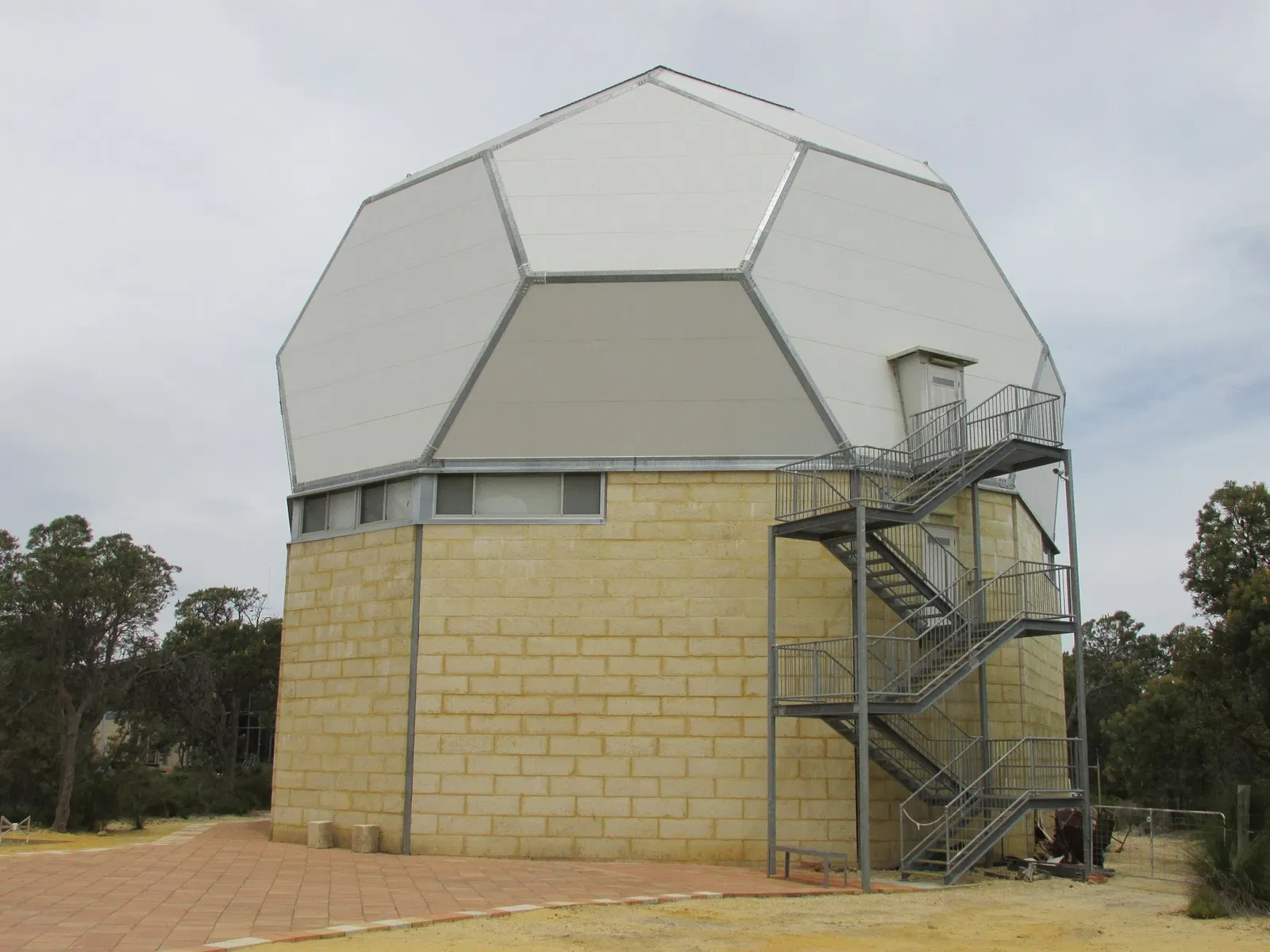 Gravity Discovery Centre & Observatory