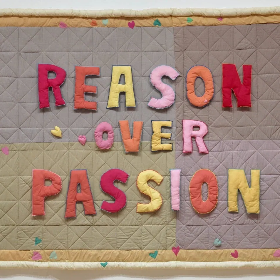 Joyce Wieland Corazón encendido