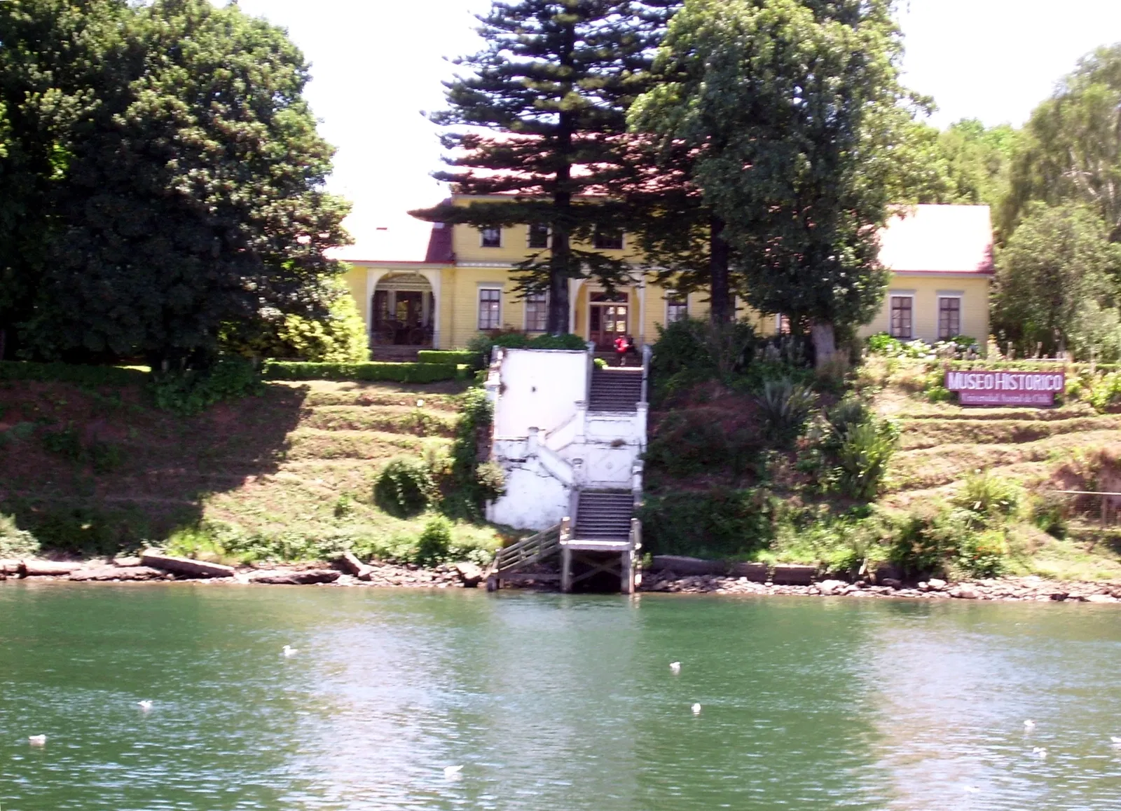 Museo Histórico y Antropológico Maurice van de Maele