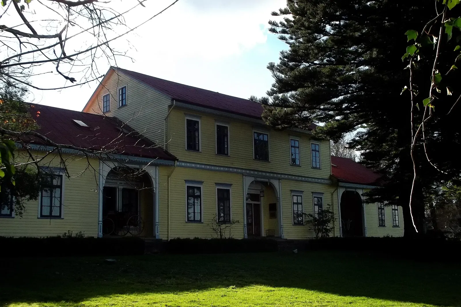 Museo Histórico y Antropológico Maurice van de Maele