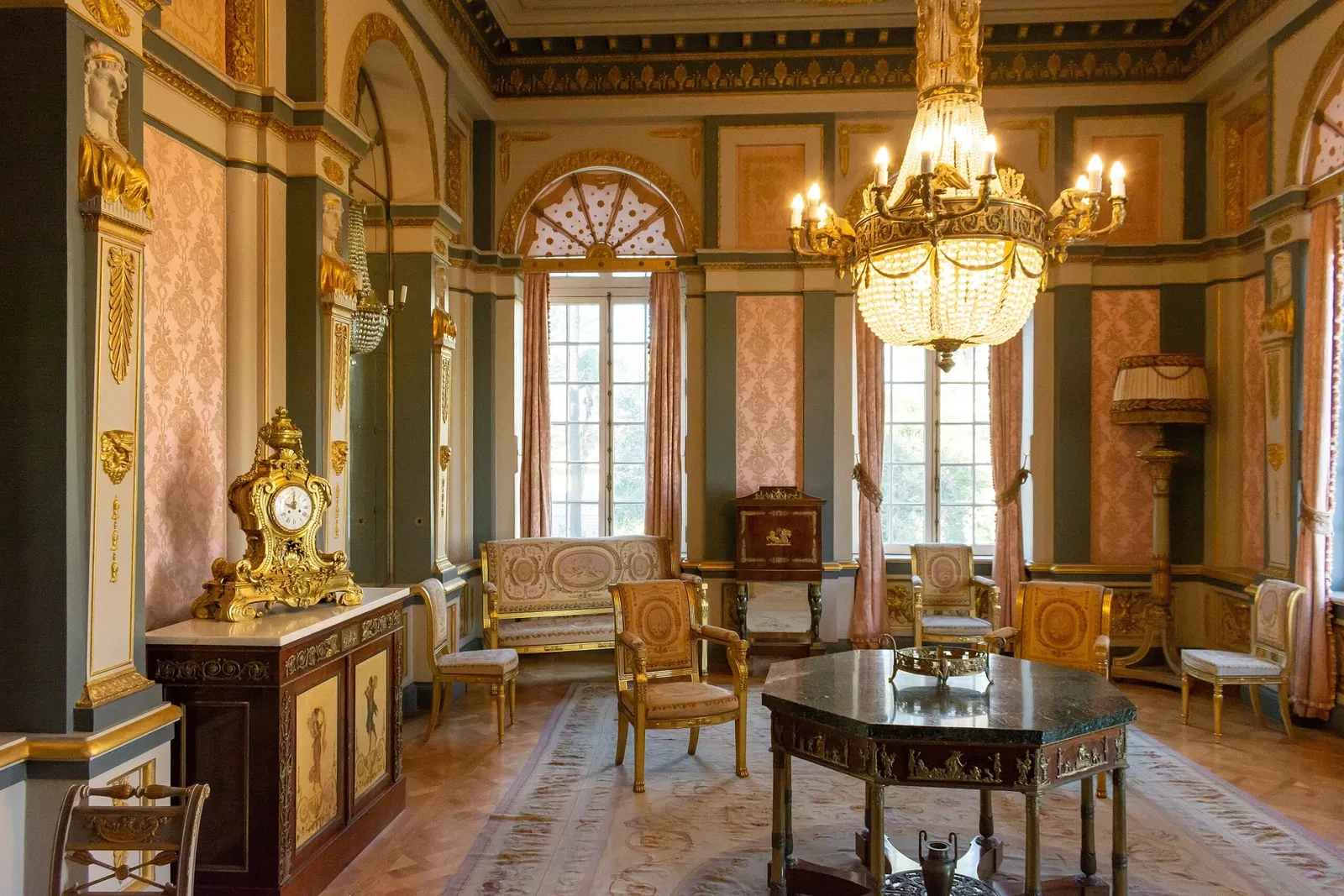 Museo de Artes Decorativas Palacio Rioja