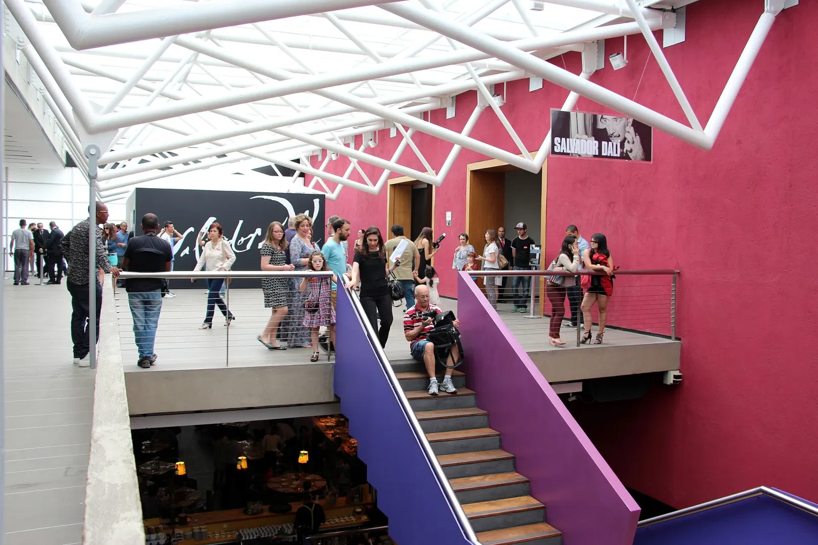 Tomie Ohtake Cultural Institute