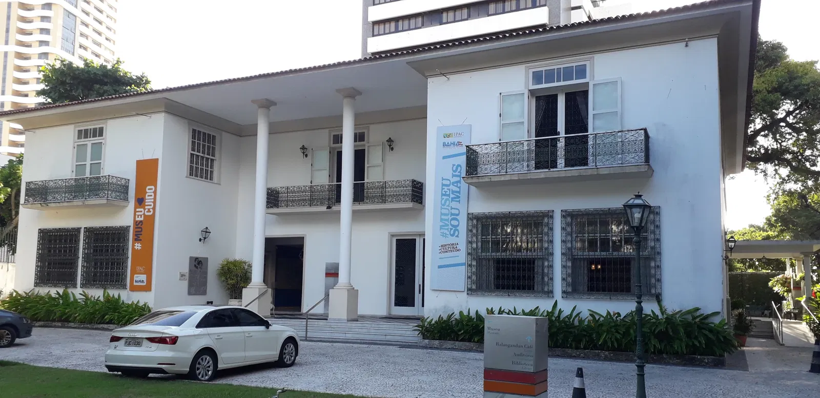 Carlos Costa Pinto Museum
