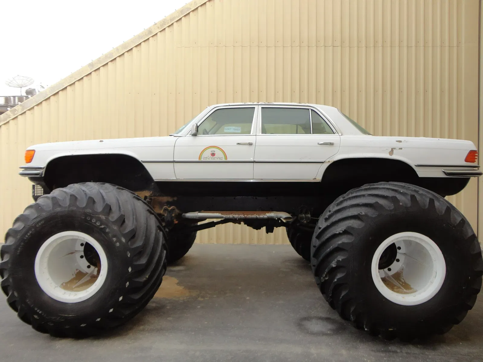 Emirates National Auto Museum