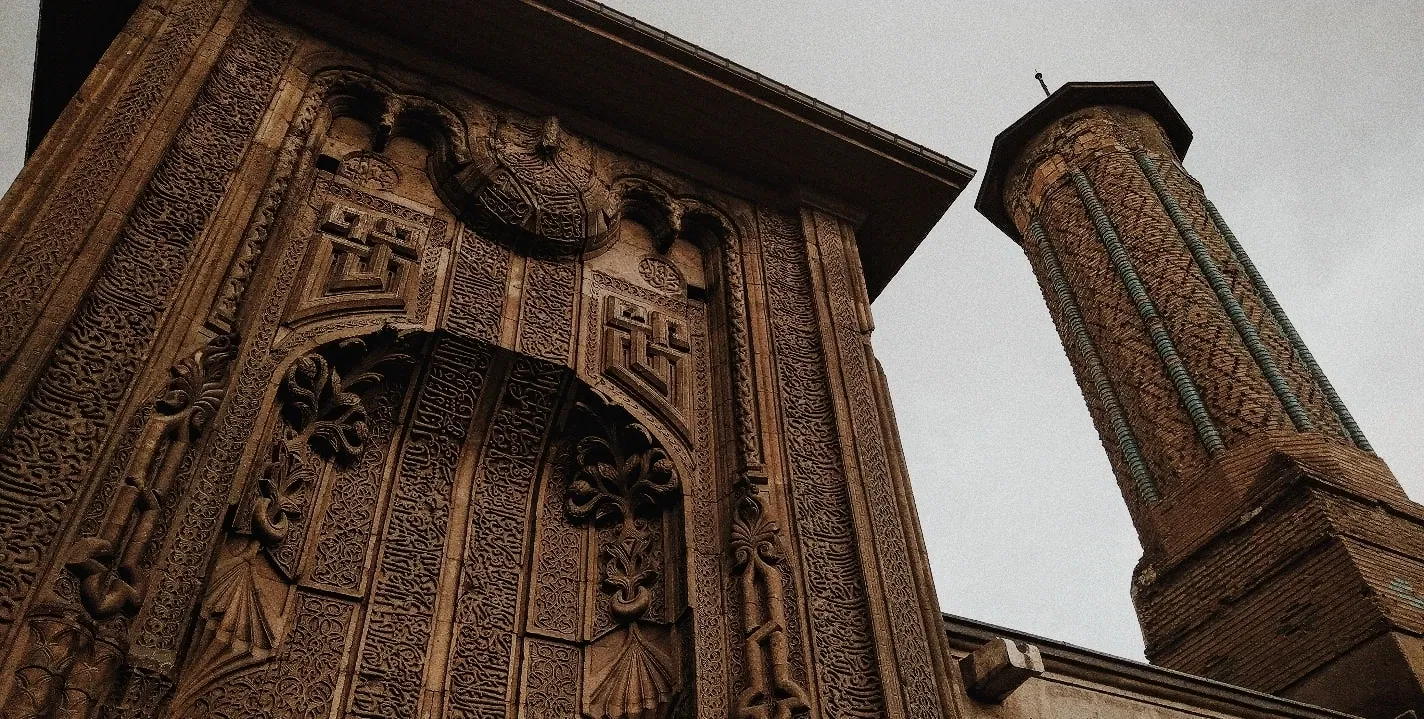 İnce-Minareli-Medrese