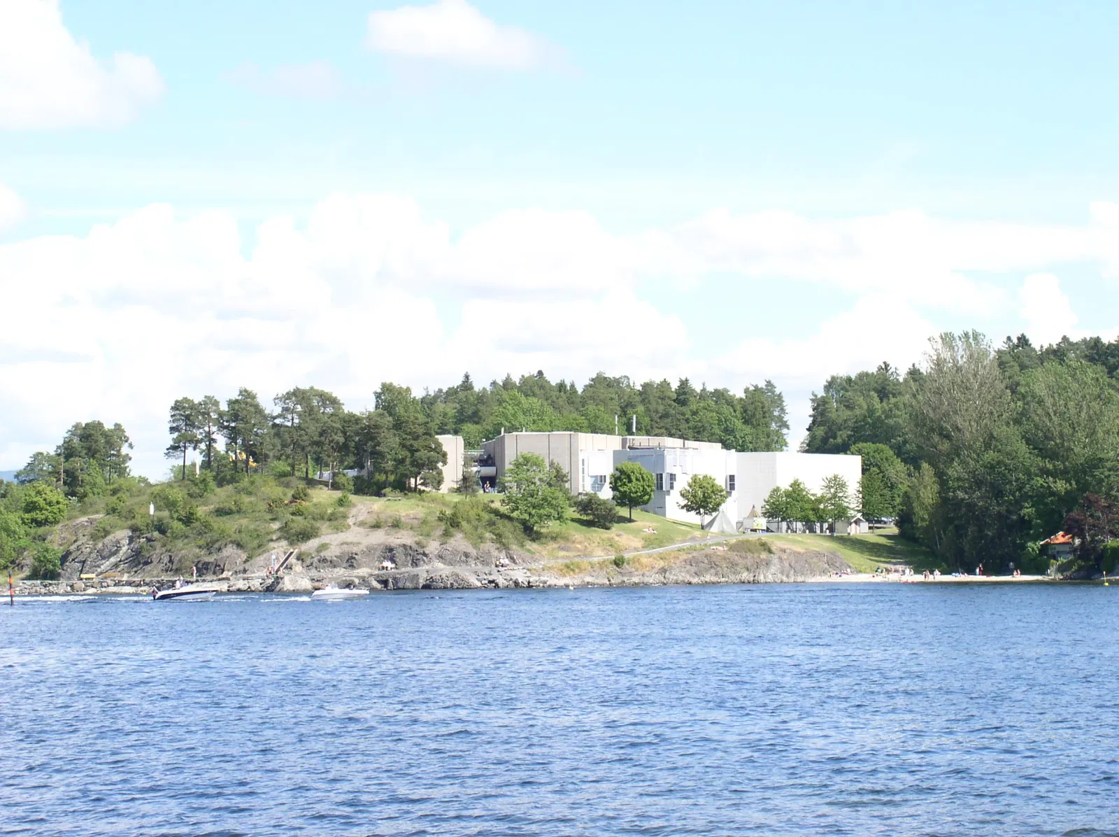 Henie-Onstad Art Centre