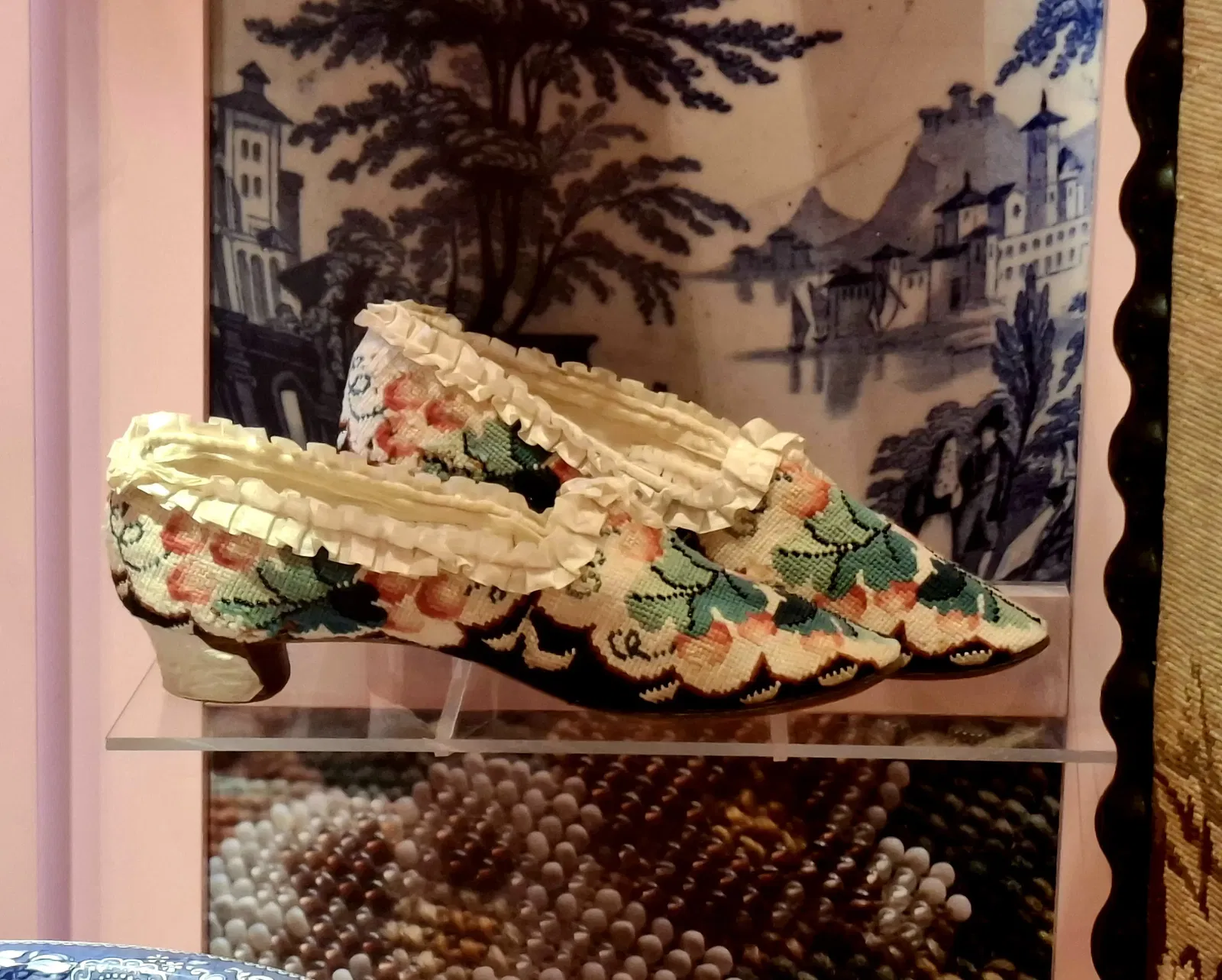 Örebro County Museum • Simona