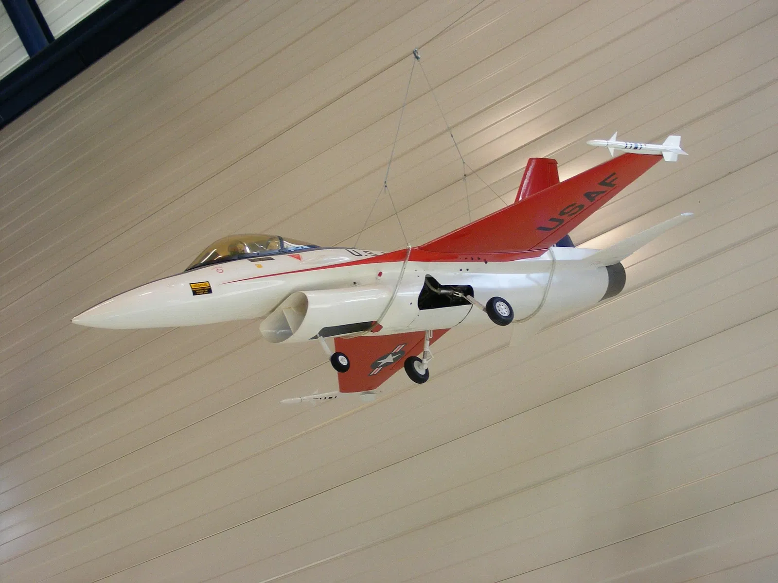 Flug - Museum - Aviaticum