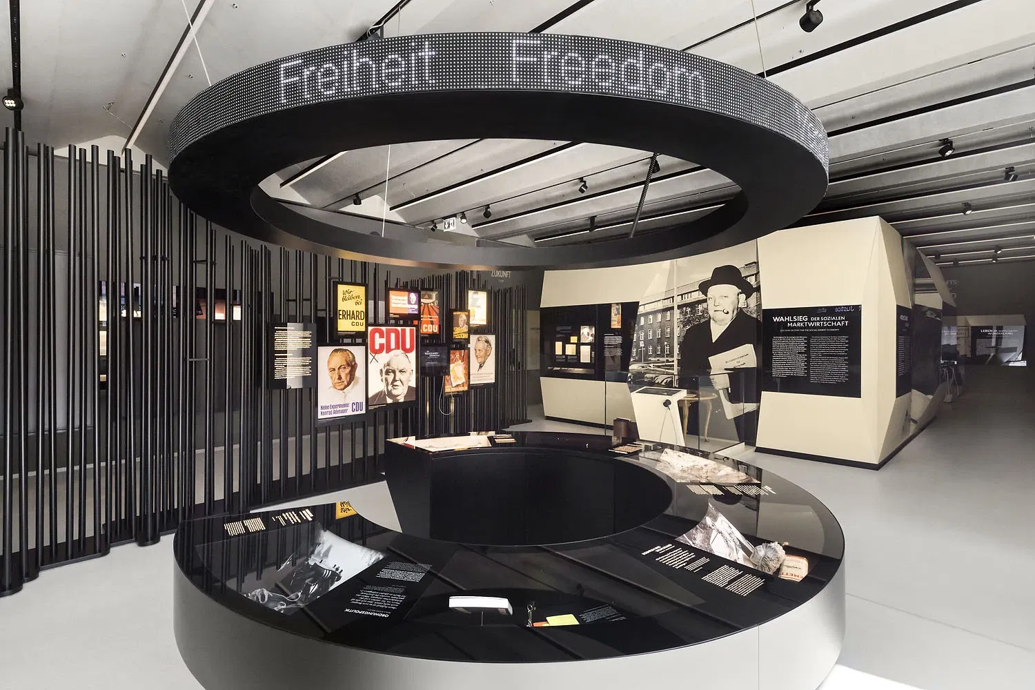 Ludwig Erhard Zentrum