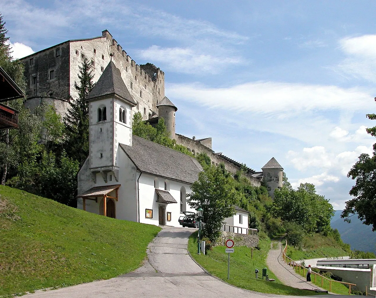Burg Heinfels