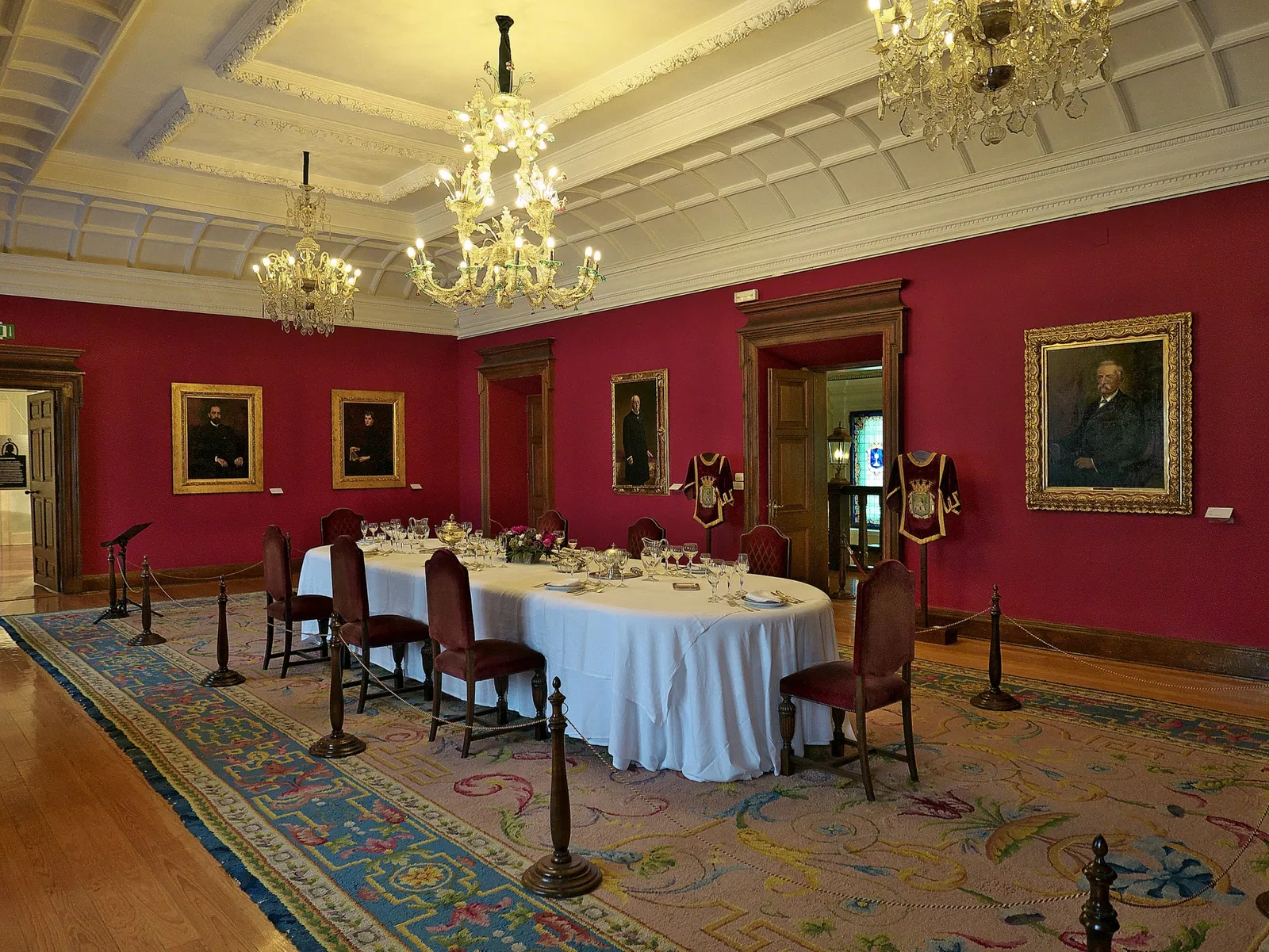 Quiñones de León Museum